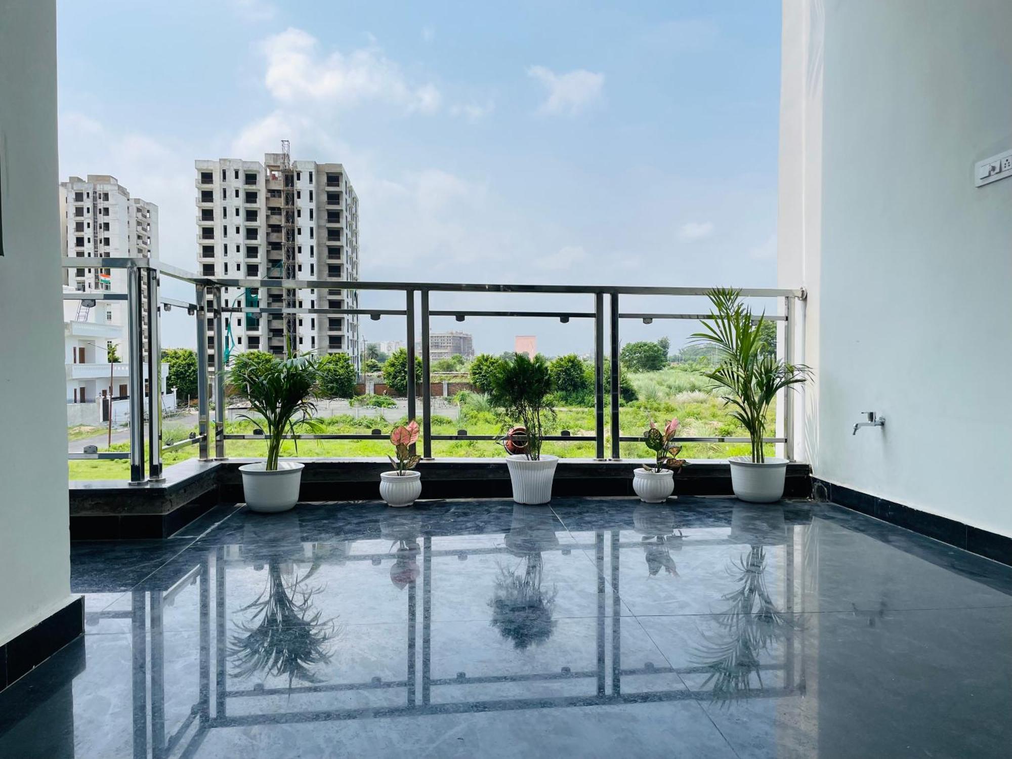 Atulyam Stays Sushant Golf City Lucknow Dış mekan fotoğraf