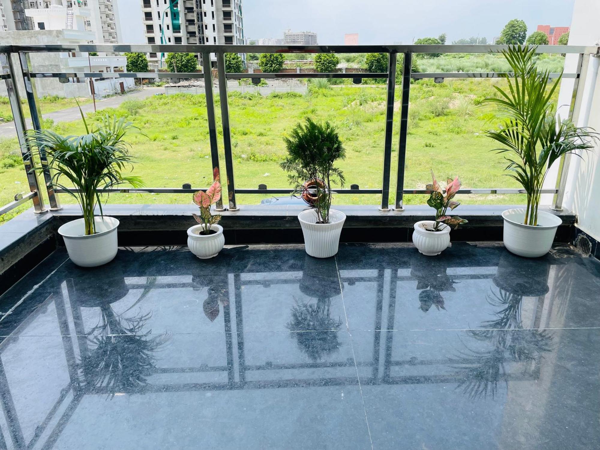 Atulyam Stays Sushant Golf City Lucknow Dış mekan fotoğraf