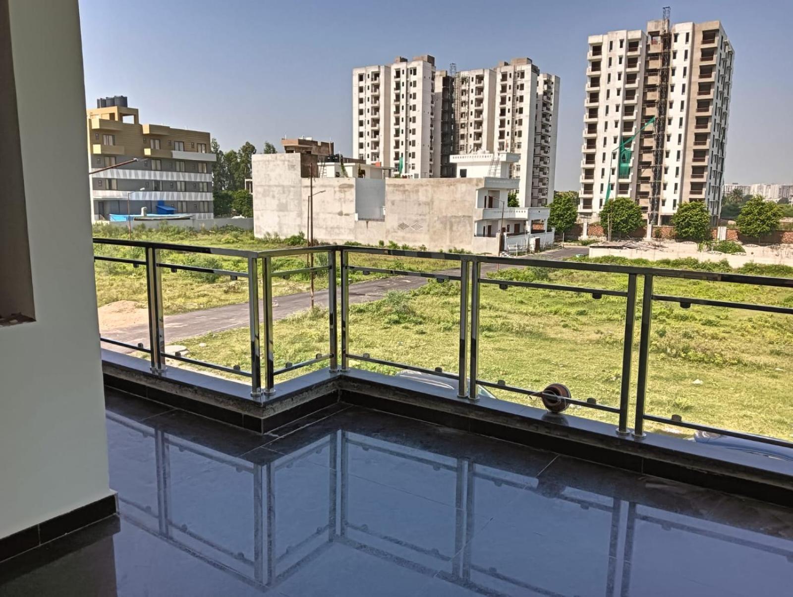 Atulyam Stays Sushant Golf City Lucknow Dış mekan fotoğraf