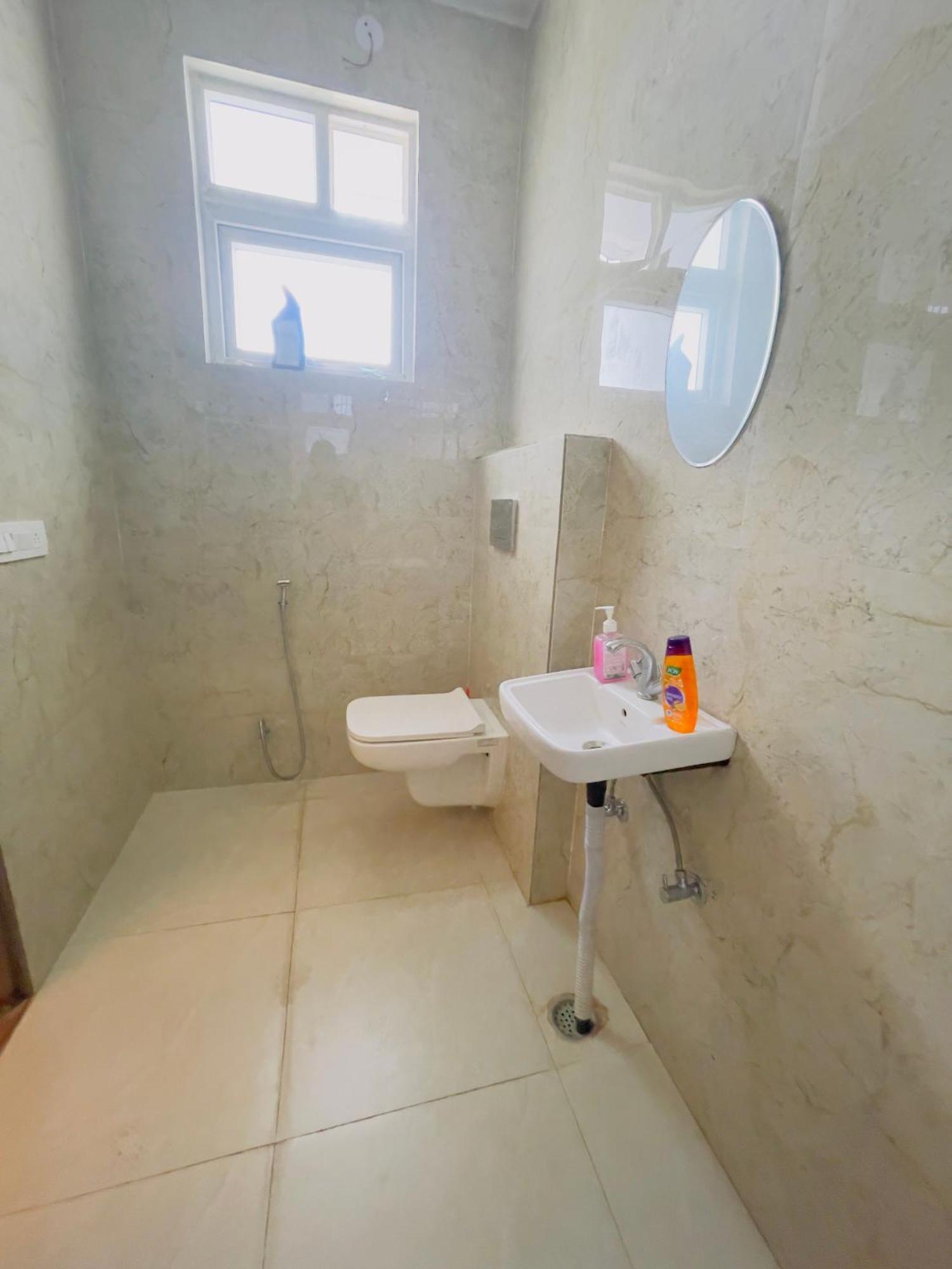 Atulyam Stays Sushant Golf City Lucknow Dış mekan fotoğraf