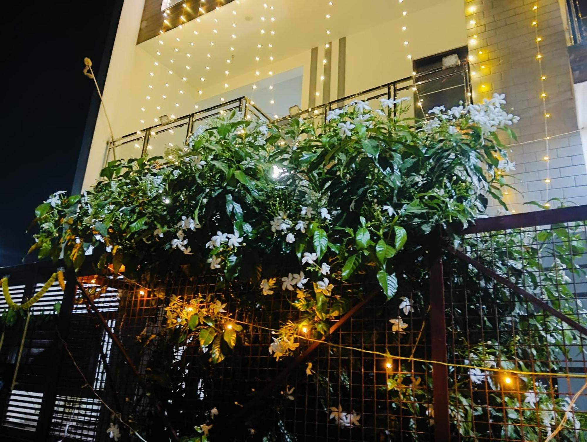 Atulyam Stays Sushant Golf City Lucknow Dış mekan fotoğraf